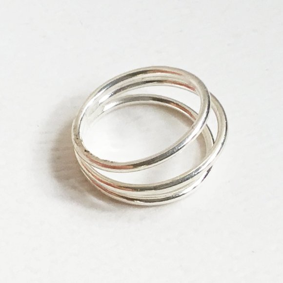 925 Sterling Silver Triple Band Minimalist Ring Size 5.75 - Picture 3 of 7